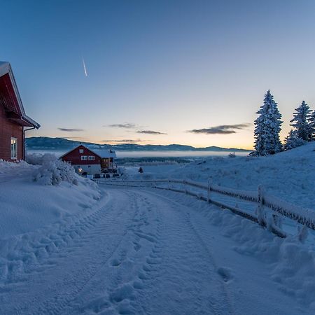 Helgaker Gard Hotel Gran Екстериор снимка